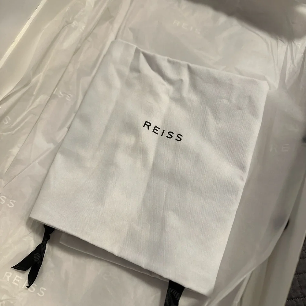 Black leather boots - Picture 4 of 5